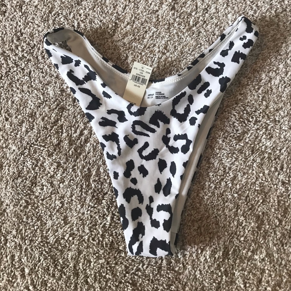 aerie black and white cheeta bikini bottoms
